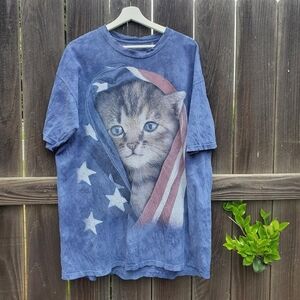 Blue Cat T-Shirt with American Flag Design